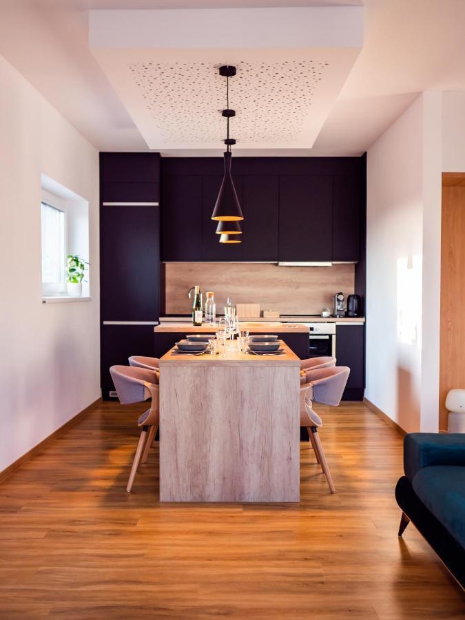 Apartman Eden Rožnov pod Radhoštěm Eksteriør bilde