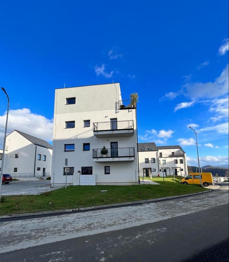 Apartman Eden Rožnov pod Radhoštěm Eksteriør bilde